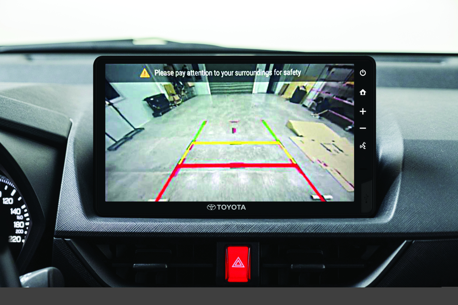 AVANZA PREMIO CVT -  - Camera hỗ trợ đỗ xe mới của Avanza Premino CVT