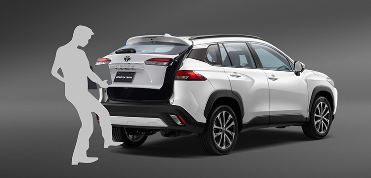 COROLLA CROSS HEV -  - Cốp điện đóng/ mở rảnh tay trên Toyota Corolla Cross HEV